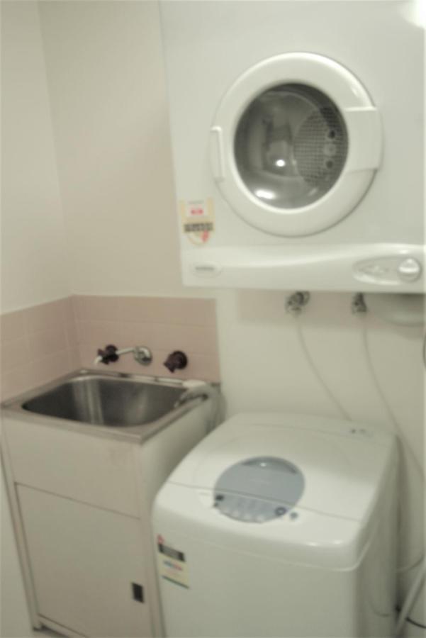 Accommodation Sydney - Kent Street Sydney Cbd Top Floor 2 Bedroom Apartment With Balcony Kültér fotó